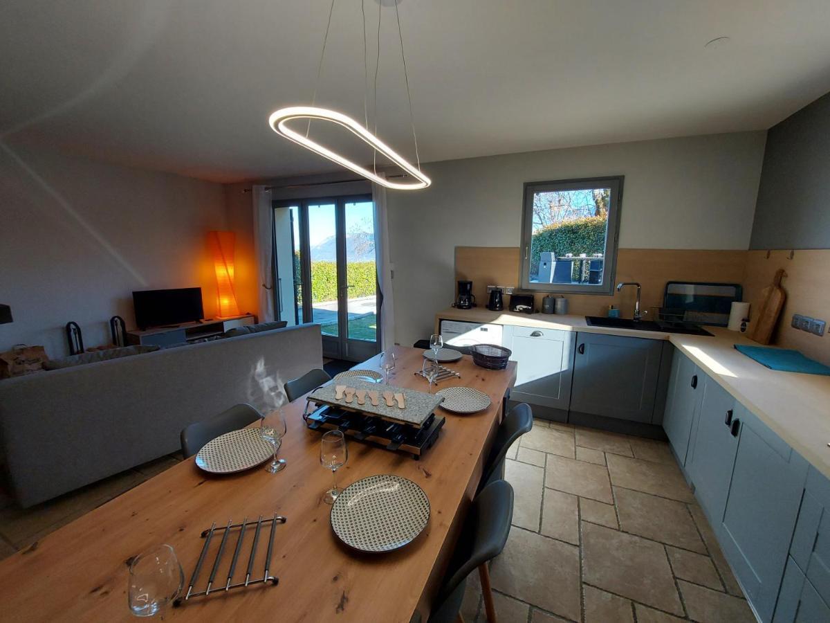 Entre Lac Et Montagne, Chaleureuse Maison 3 Pieces Avec Tres Belle Vue Lac D'Annecy. Terrasse, Jardin, Parking, Cheminee, Barbecue …. Saint-Jorioz Bagian luar foto